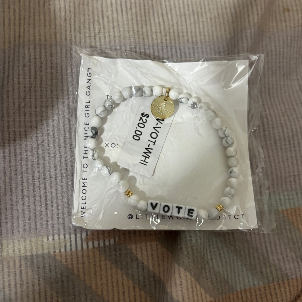 Little words project VOTE NWT size S/M